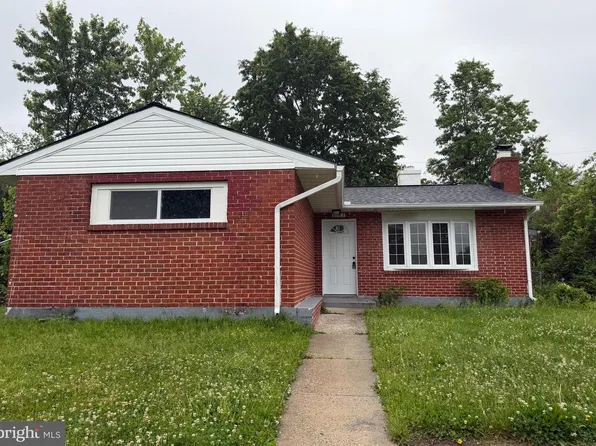 8723 Roper Rd, Parkville, MD 21234
