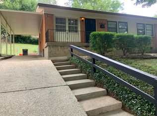 1620 Whippoorwill Rd, Louisville, KY 40213