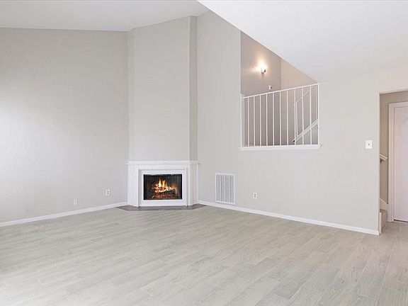 5th image of 10254 Bridgeland Ln