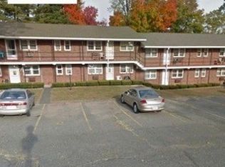 438 Springfield Lantern Court Apartments, Agawam, MA 01001