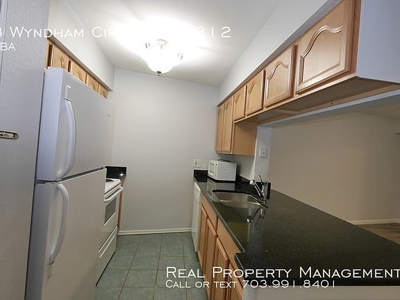 4th image of 3313 Wyndham Cres #3212
