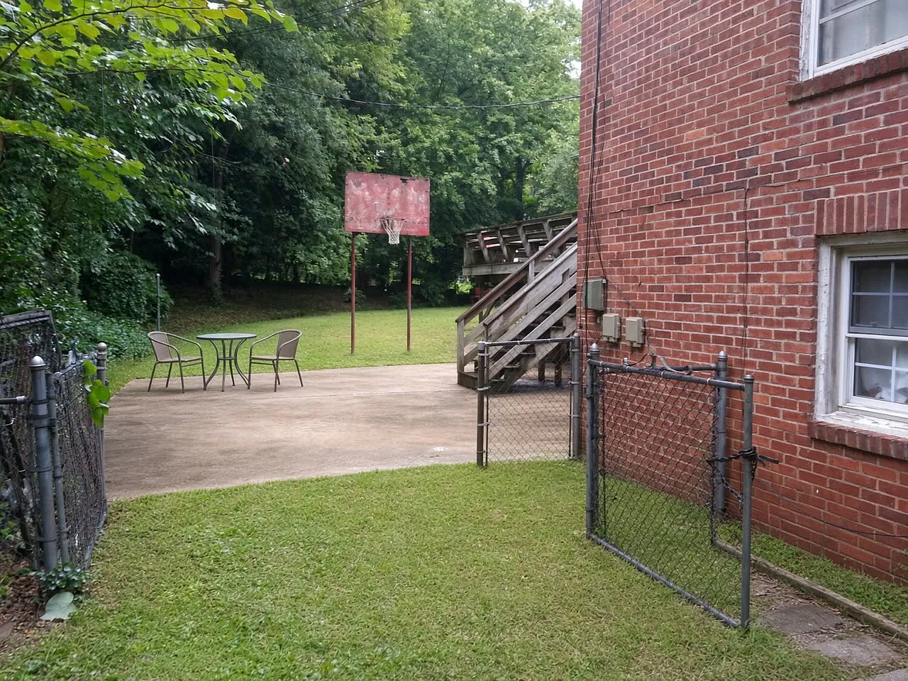 12 bed, 13400 sqft, $12,000 — Photo 3