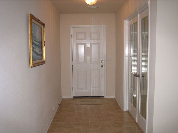 4th image of 3003 McDonald Oak