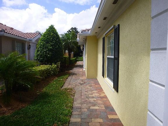 3rd image of 4936 Corsica Sq