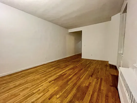 Rented by Compass | media 3