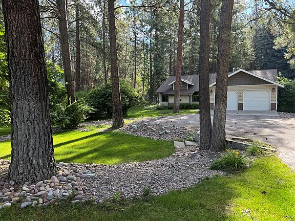 2nd image of 143 Ponderosa Ln