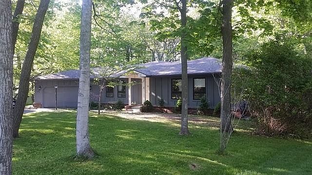 1st image of 13142 Beechwood Dr
