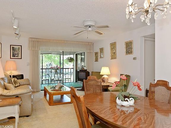 4th image of 2689 Sabal Springs Cir APT 204