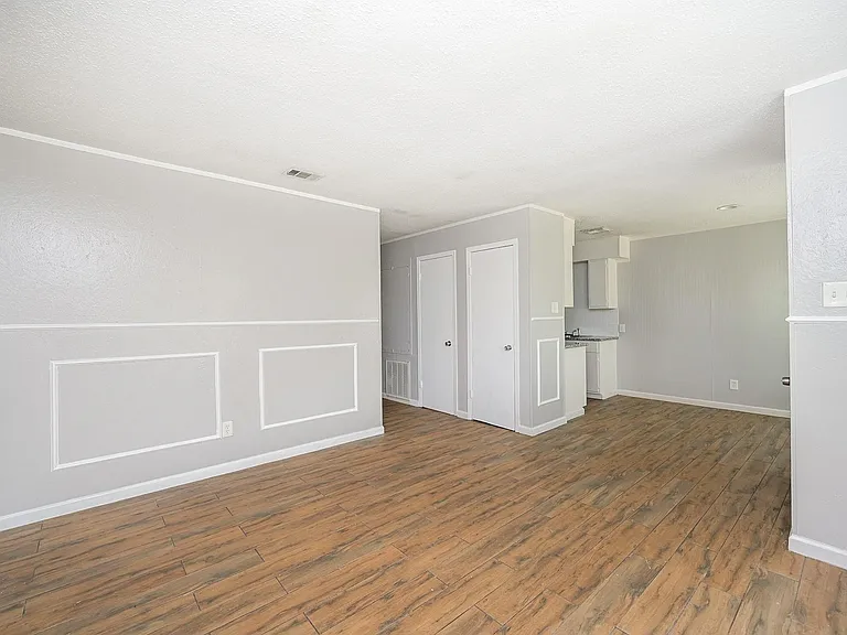 506 N 3rd St #2 — Photo 6
