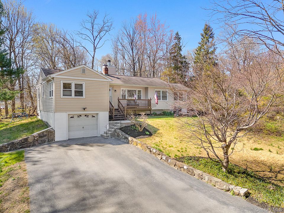 1st image of 22 Pine Hill Drive