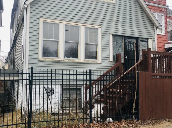 8048 S Exchange Ave, Chicago, IL 60617