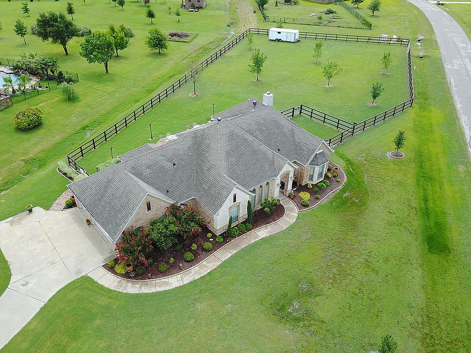 2nd image of 4800 Wild Stallion Ct