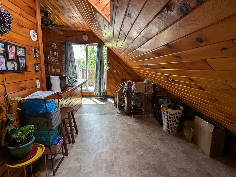 166 Morton Ave — Photo 24