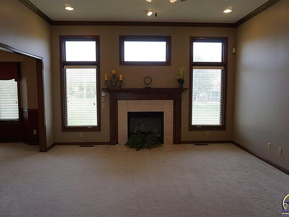 5th image of 7900 SW 29th St