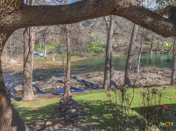 1438 Sleepy Hollow Ln, New Braunfels, TX 78130