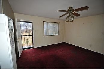 2nd image of 2844 Heber Ave