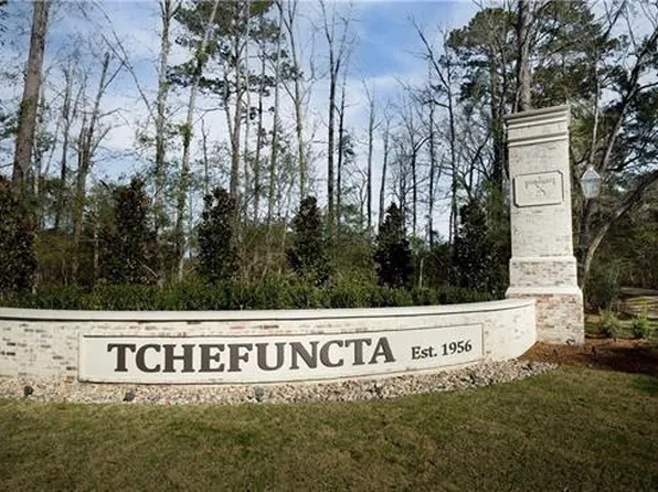 822 Thunderbird Dr, Covington, LA 70433