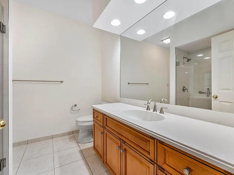 1851 Thatch Palm Dr — Photo 28