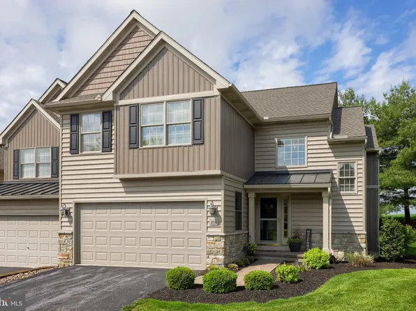 256 Fieldcrest Ln, Ephrata, PA 17522