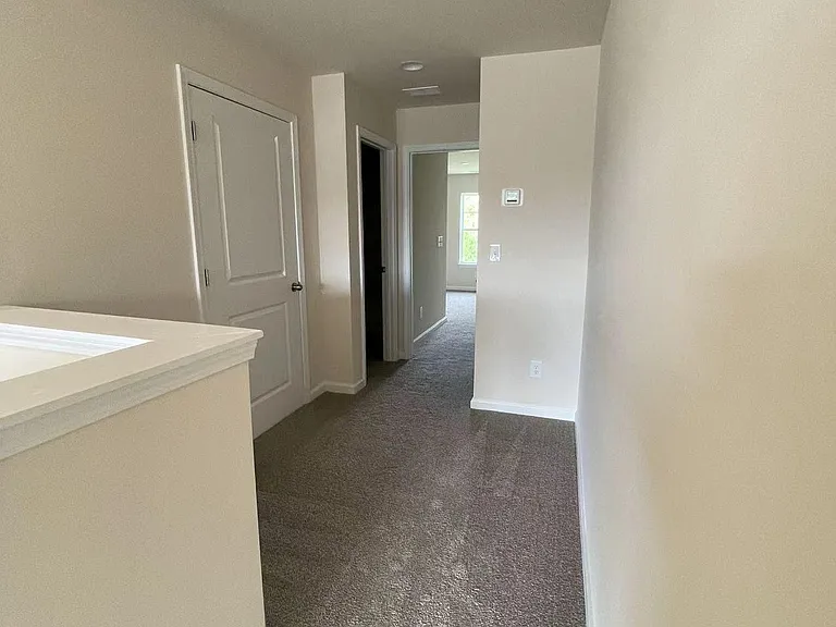 248 Hampton Park Cir — Photo 8