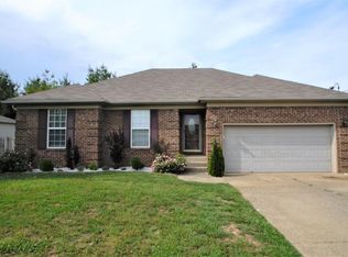 266 Sunday Silence Dr, Mount Washington, KY 40047