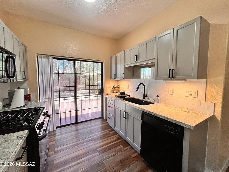 201 N Tyndall Ave #A — Photo 11