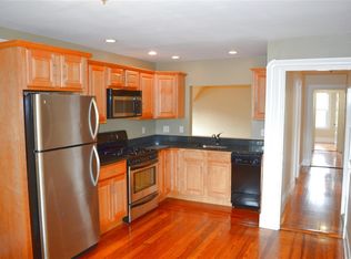 209 Willow Ave, Somerville, MA 02144