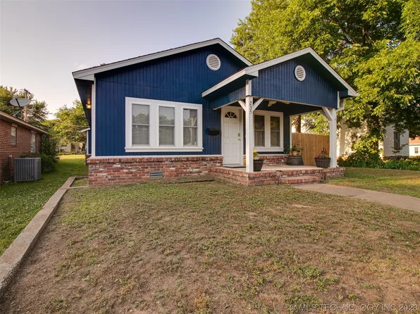 235 W 7th Ave, Bristow, OK 74010