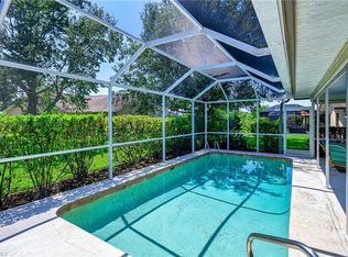544 Landmark Dr, Naples, FL 34112