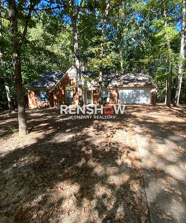 301 Hall Rd