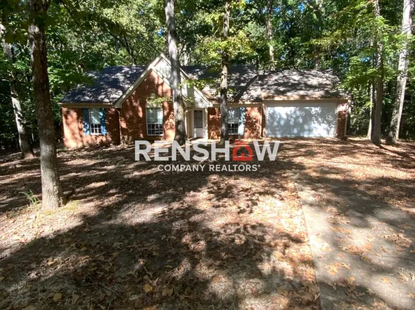 301 Hall Rd, Jackson, TN 38301
