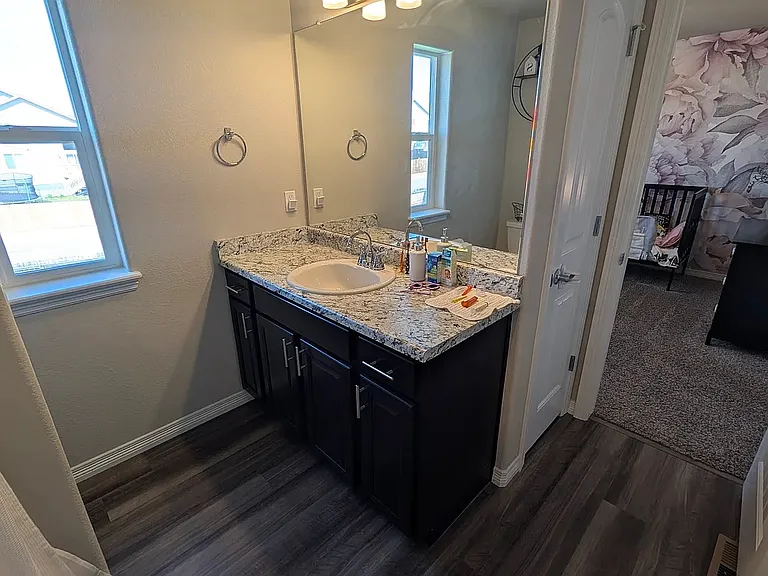 6452 Vedder Dr — Photo 18
