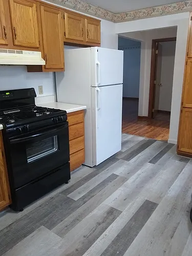 121 E Lightner St #LOWER Photo 1