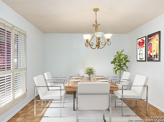 4th image of 5022 La Haya St