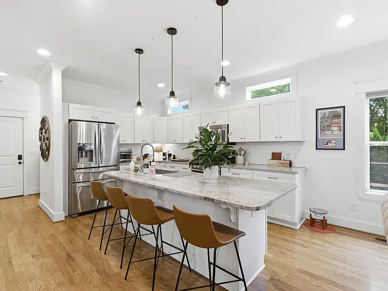 4010 Burrus St — Photo 13