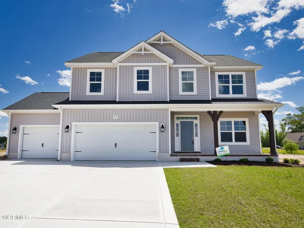 915 Appaloosa Trail, Grimesland, NC 27837