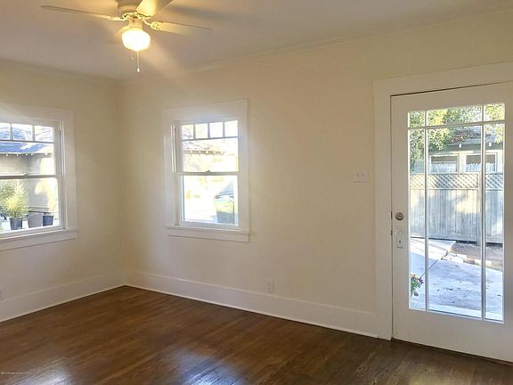 2nd image of 799 S Mentor Ave