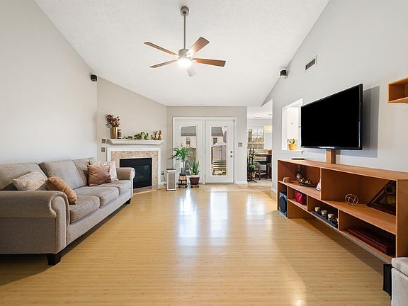 2nd image of 6900 Glenroy Ct