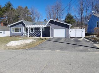 8 Adele St, Lewiston, ME 04240