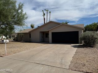 3747 E Winchcomb Dr, Phoenix, AZ 85032