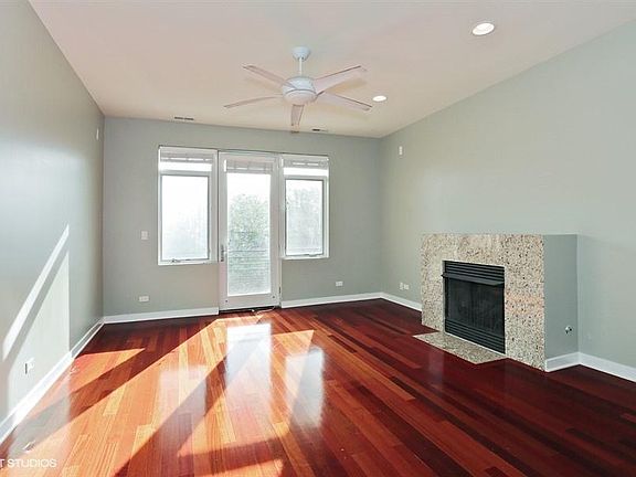 2nd image of 1600 W North Ave #204