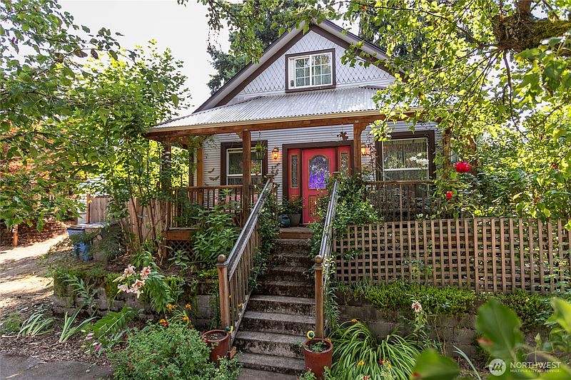 2nd image of 1901 Grant Street