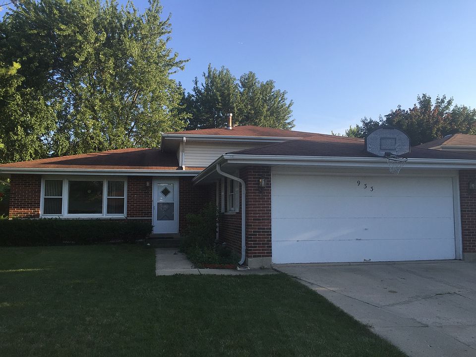 1st image of 933 E Bradley Ct