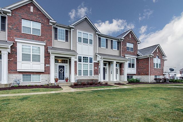 1st image of 2523 Dunraven Ave