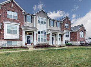 2523 Dunraven Ave, Naperville, IL 60540