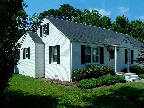 Picture taken May 27, 2011