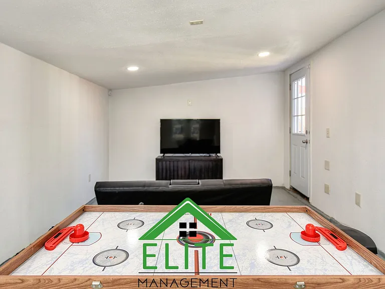898 Beardsley Dr — Photo 35