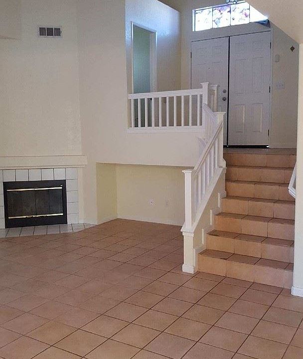 2nd image of 3427 Hepburn Cir
