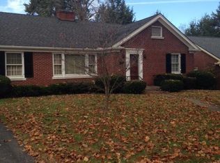 423 Holiday Rd, Lexington, KY 40502