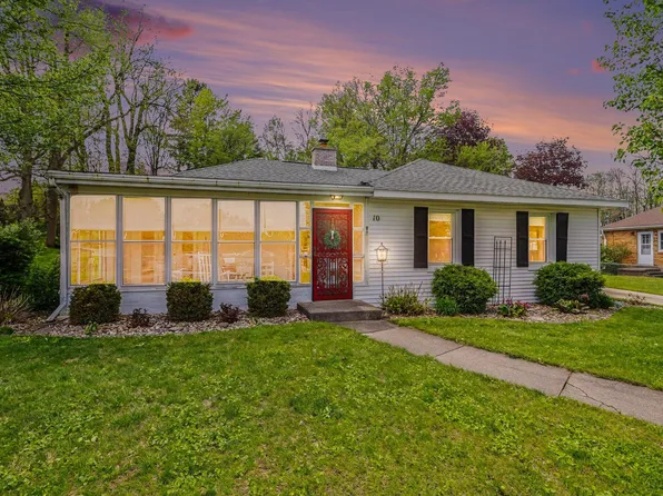 10 Grand Ave, Niles, MI 49120